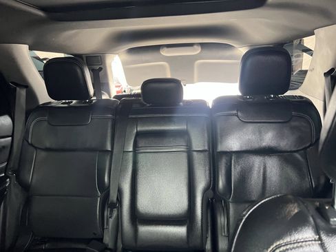 Used 2020 Ford Explorer ST w/ ST Street Pack image 15