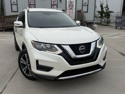 Used 2019 Nissan Rogue SV w/ Premium Package