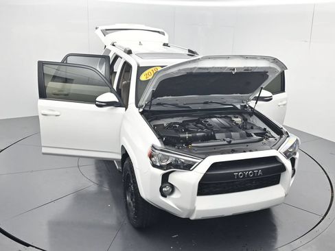 Used 2019 Toyota 4Runner SR5 Premium AWD/4WD image 56