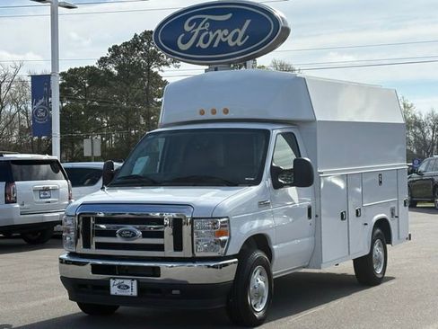 New 2025 Ford E-350 and Econoline 350 Super Duty w/ Power Equipment Group RWD image 1
