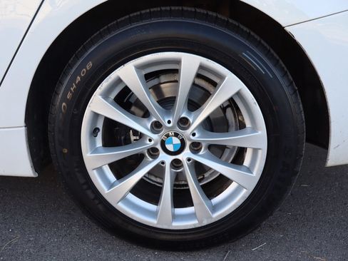 Used 2015 BMW 328i Gran Turismo xDrive AWD/4WD image 42