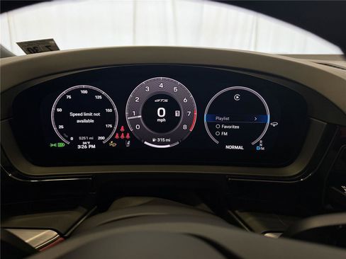 Certified 2025 Porsche Cayenne GTS image 20