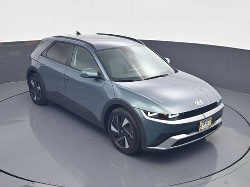 New 2025 Hyundai Ioniq 5 SEL image 15