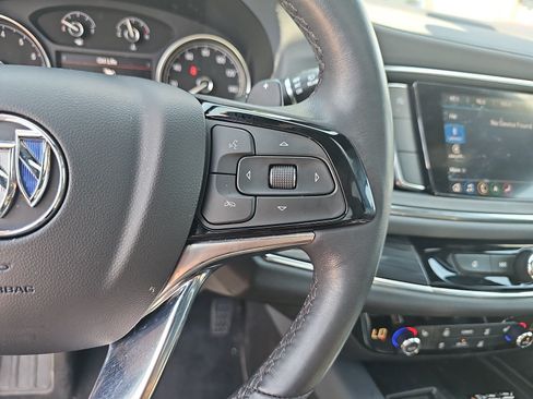 Used 2023 Buick Enclave Essence w/ Experience Buick Package FWD image 20