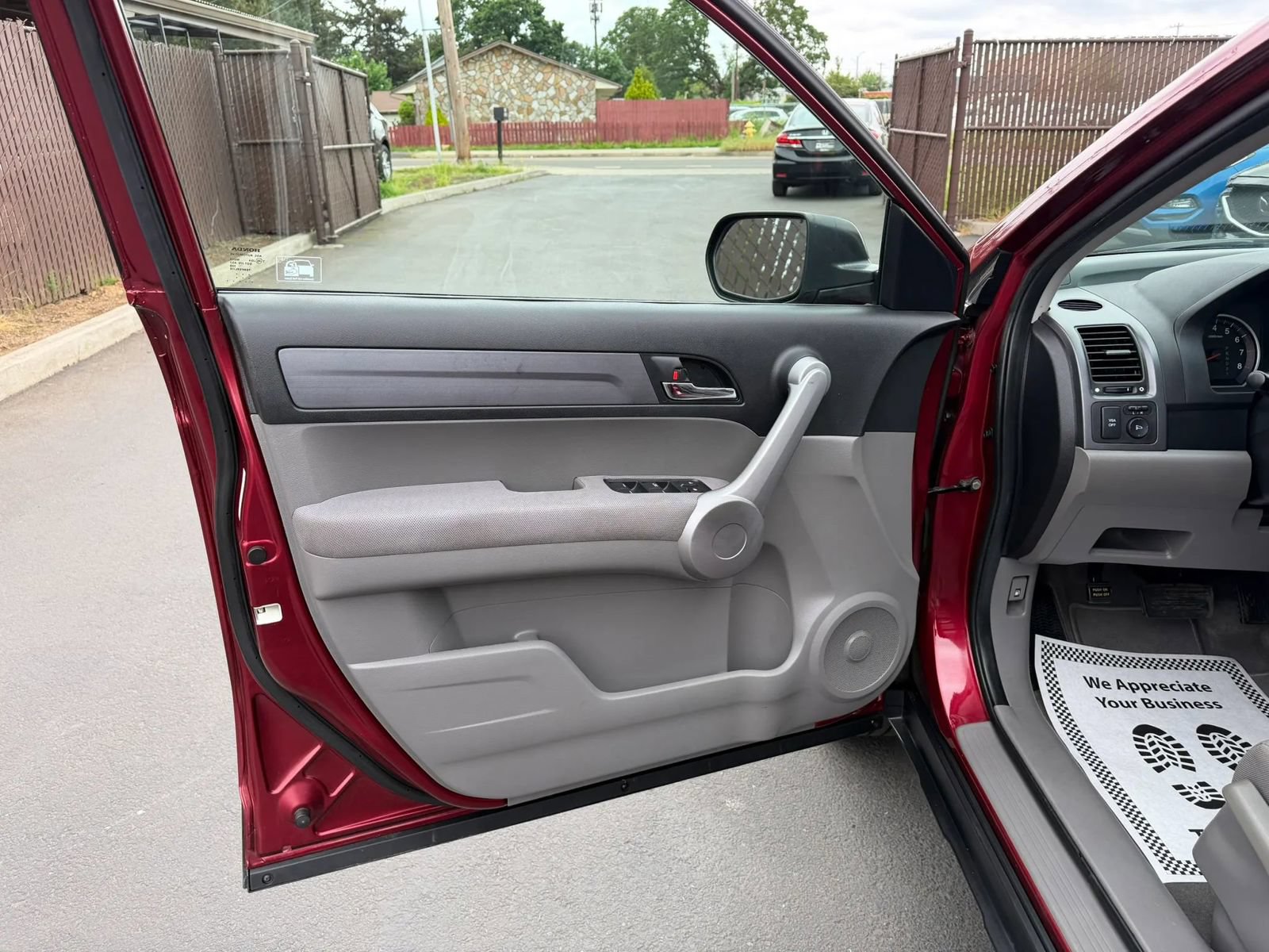 Used 2007 Honda CR-V LX image 9