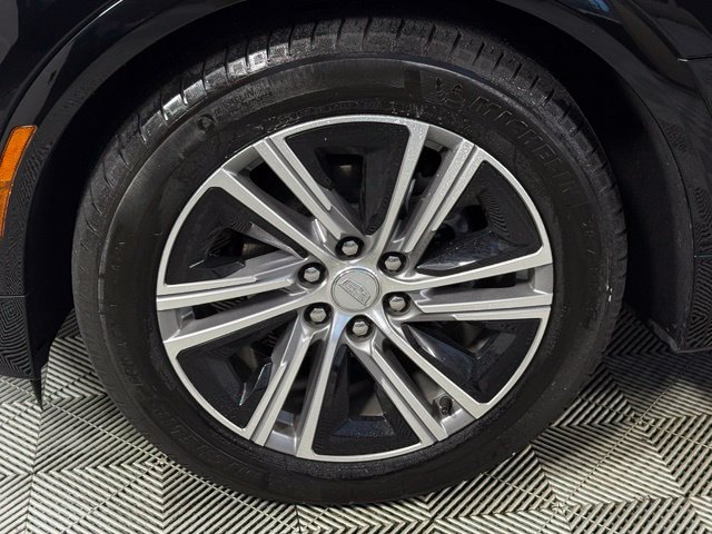 Certified 2024 Cadillac Lyriq Luxury AWD/4WD image 15