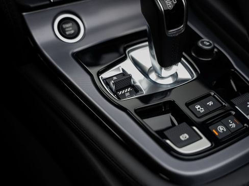 Used 2021 Jaguar F-TYPE R AWD/4WD image 57