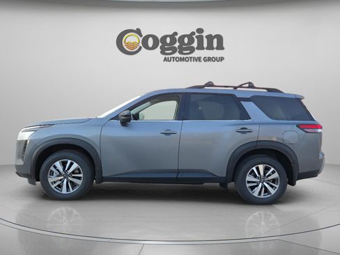 New 2026 Nissan Pathfinder SL FWD image 3