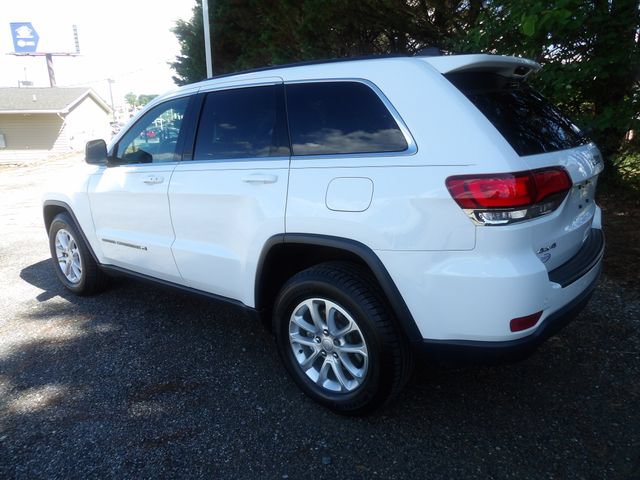 Used 2022 Jeep Grand Cherokee Laredo X AWD/4WD image 3