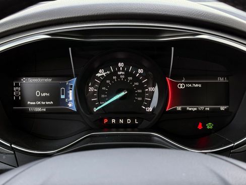 Used 2018 Ford Fusion SE w/ Equipment Group 602A FWD image 28