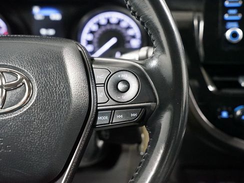 Used 2023 Toyota Camry SE FWD image 13