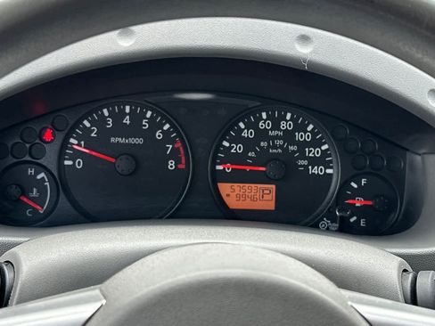 Used 2020 Nissan Frontier S image 23