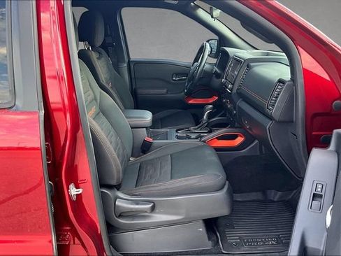 Used 2022 Nissan Frontier PRO-4X AWD/4WD image 5
