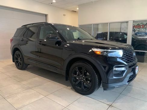 Used 2023 Ford Explorer ST-Line w/ Class IV Trailer Tow Package AWD/4WD image 10