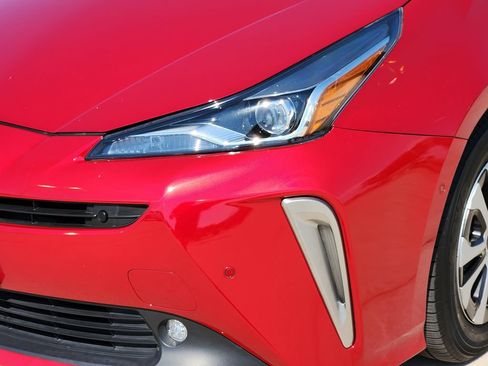 Certified 2022 Toyota Prius XLE AWD/4WD image 12