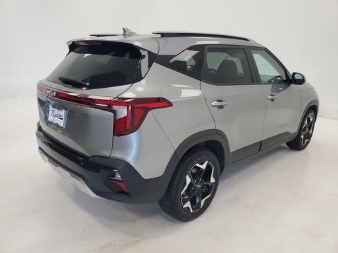 Used 2025 Kia Seltos S FWD image 4