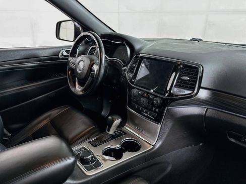 Used 2019 Jeep Grand Cherokee Limited w/ Trailer Tow Group IV AWD/4WD image 30