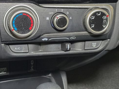 Used 2019 Honda Fit EX image 34