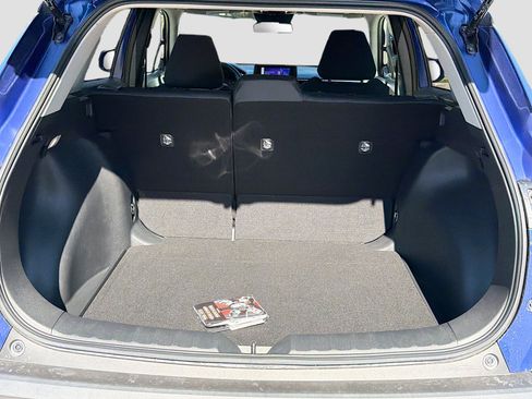 Used 2023 Toyota Corolla Cross LE image 12