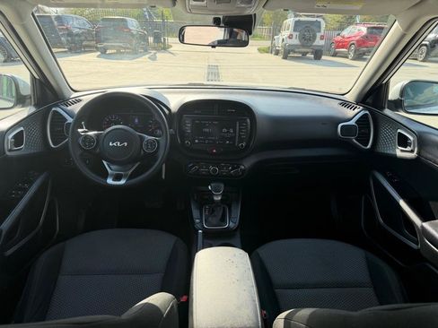 Used 2022 Kia Soul LX w/ Technology Package FWD image 24