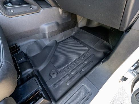 New 2025 Ford Bronco Badlands image 28