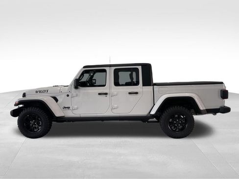 New 2025 Jeep Gladiator Sport AWD/4WD image 10