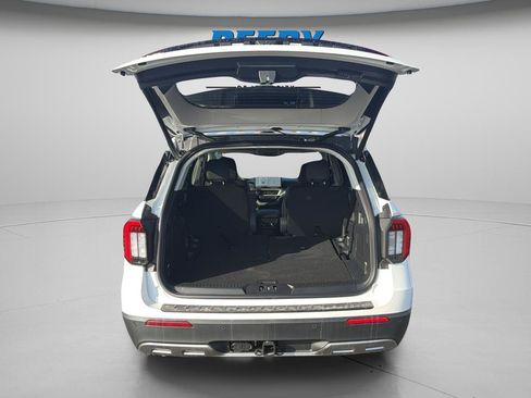 New 2026 Ford Explorer Active w/ Active Comfort Package image 15
