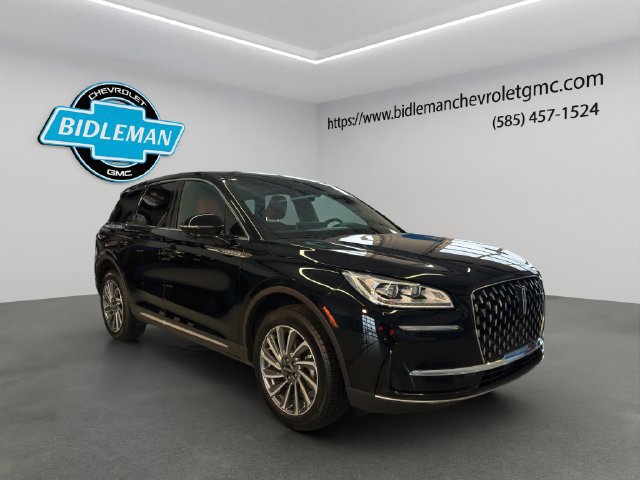 Used 2025 Lincoln Corsair Reserve AWD/4WD image 1