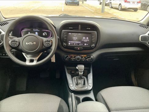 Used 2024 Kia Soul LX w/ Option Group 015 image 14