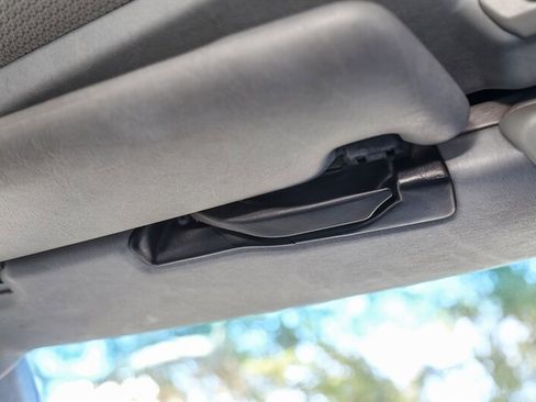 Used 1995 Mercedes-Benz E 320 Convertible image 68