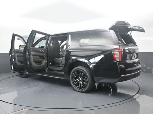 Used 2021 Chevrolet Suburban LT image 80