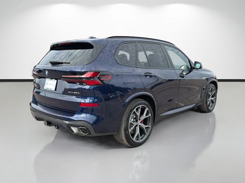 New 2026 BMW X5 xDrive50e image 3