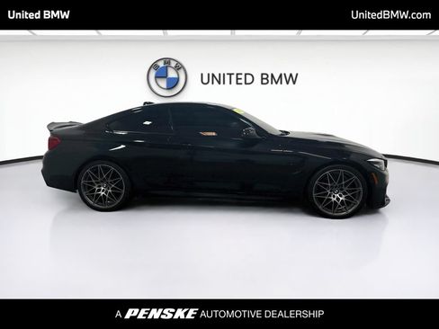 Used 2019 BMW M4 Coupe w/ Competition Package RWD image 4
