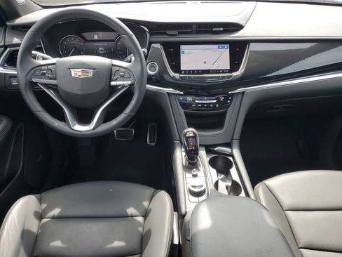 Certified 2025 Cadillac XT6 Sport w/ LPO, Floor Liner Package AWD/4WD image 23