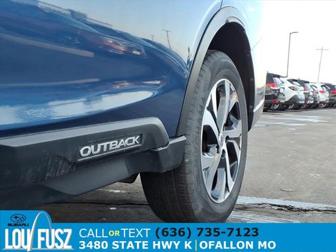 Used 2022 Subaru Outback Limited image 34