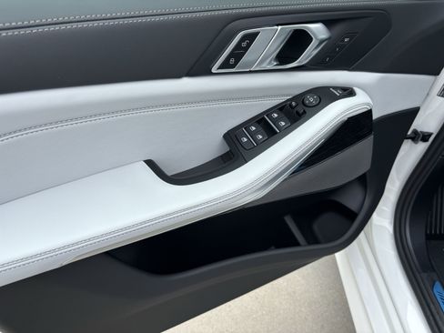 New 2026 BMW X5 xDrive40i AWD/4WD image 14