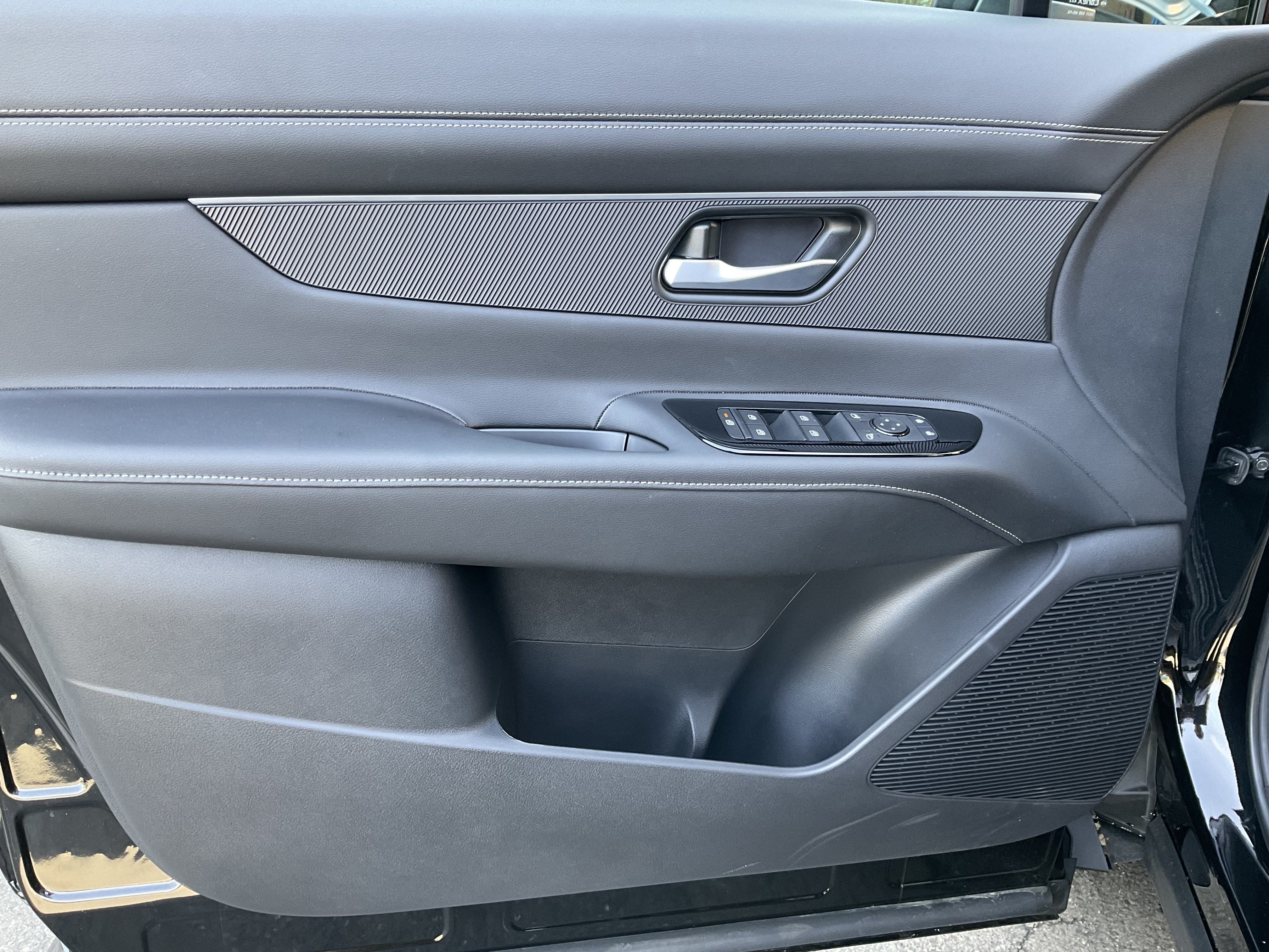 Used 2026 Nissan Murano SV AWD/4WD image 27