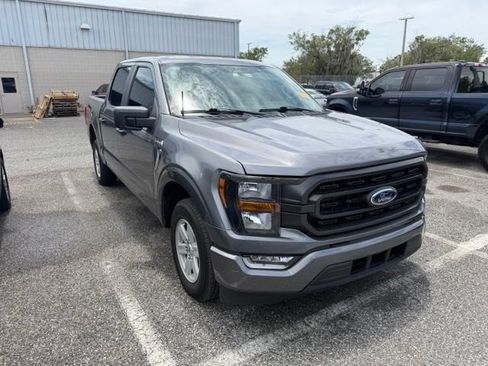 Used 2023 Ford F150 XLT RWD image 2