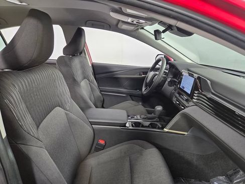 Used 2025 Toyota Camry LE FWD image 15
