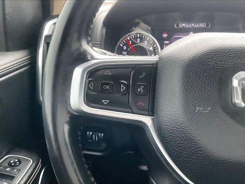 Used 2021 RAM 1500 Laramie AWD/4WD image 17