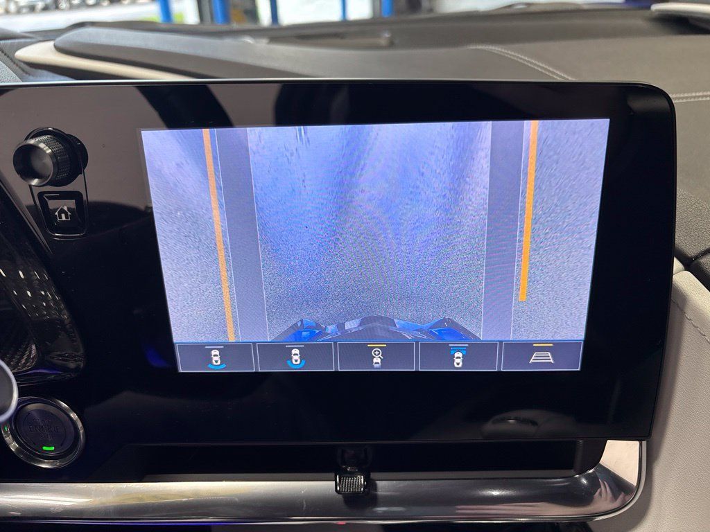Used 2020 Chevrolet Corvette Stingray Preferred Conv w/ 2LT Preferred Equipment Group RWD image 30
