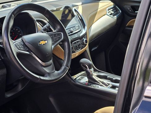 Used 2022 Chevrolet Equinox Premier image 24