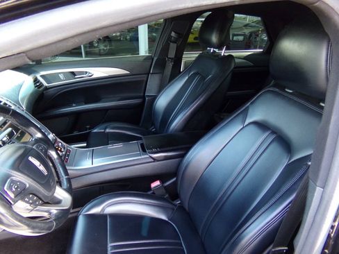 Used 2017 Lincoln MKZ Premiere FWD image 11