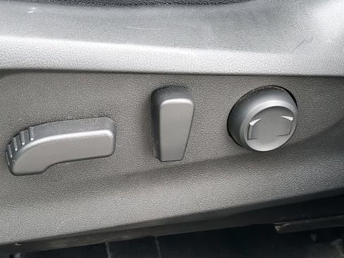 Used 2022 Subaru Forester Premium AWD/4WD image 7
