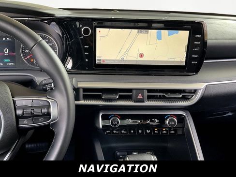 Used 2022 Kia K5 GT-Line AWD/4WD image 9