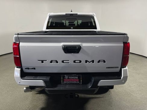 New 2025 Toyota Tacoma TRD Off-Road image 4