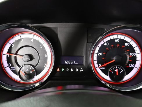 Used 2020 Dodge Grand Caravan SXT FWD image 37