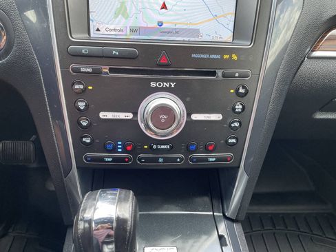 Used 2018 Ford Explorer Limited FWD image 14