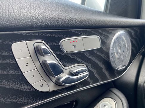 Used 2017 Mercedes-Benz GLC 300 4MATIC Coupe image 11