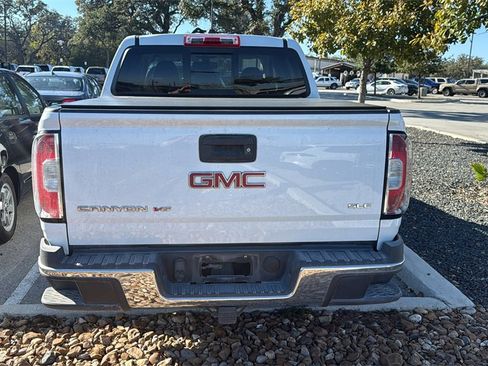 Used 2018 GMC Canyon SLE w/ SLE Convenience Package image 6